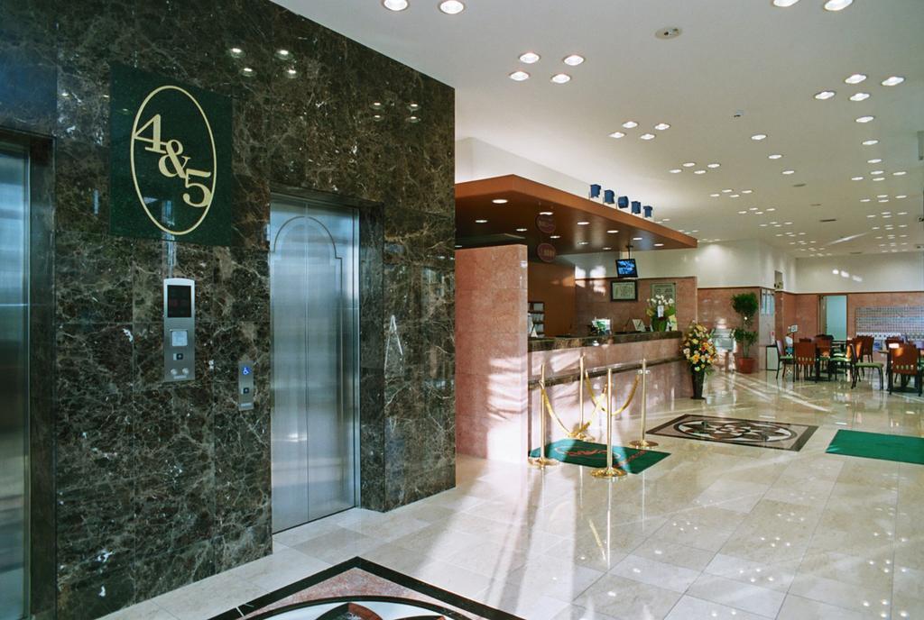 Toyoko Inn Shonan Kamakura Fujisawa-Eki Kita-Guchi Exterior foto